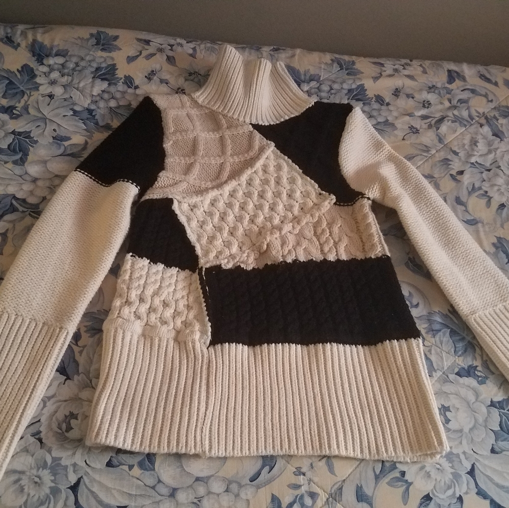 Dex Sweater - Picture 2 of 2